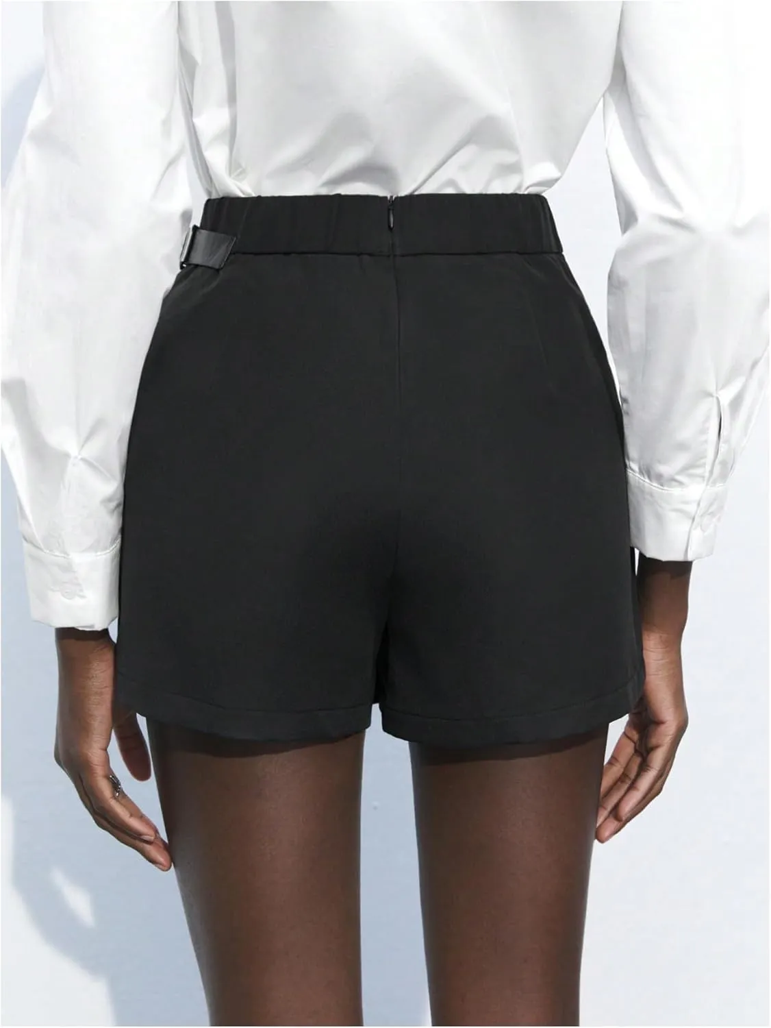 Floerns Women's High Waisted Eyelet Decor Skorts Casual Asymmetrical Hem Shorts