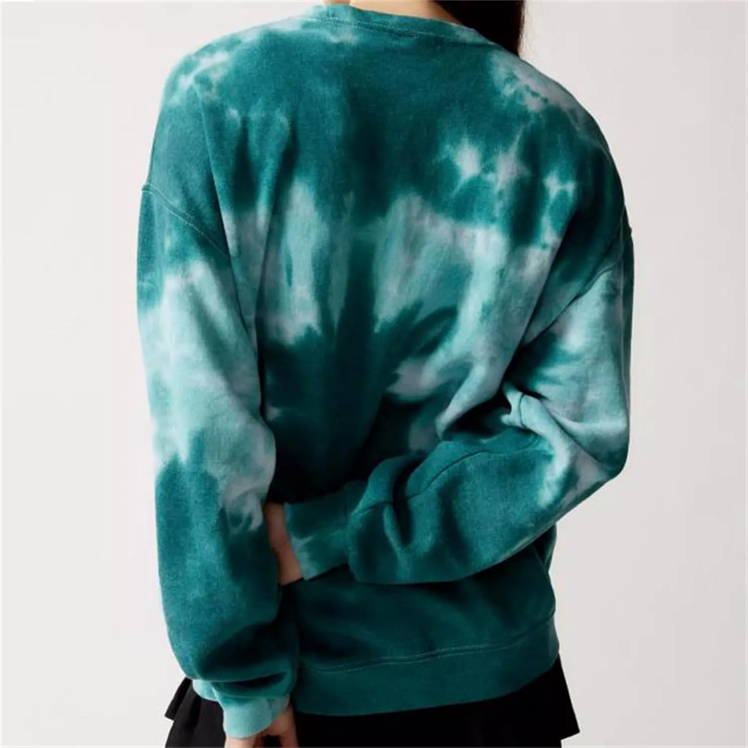 iTranyee Women Casual Tie Dye Pullover Sweatshirt Long Sleeve Crewneck Heart Print Oversized Hoodie 90s Vintage Streetwear
