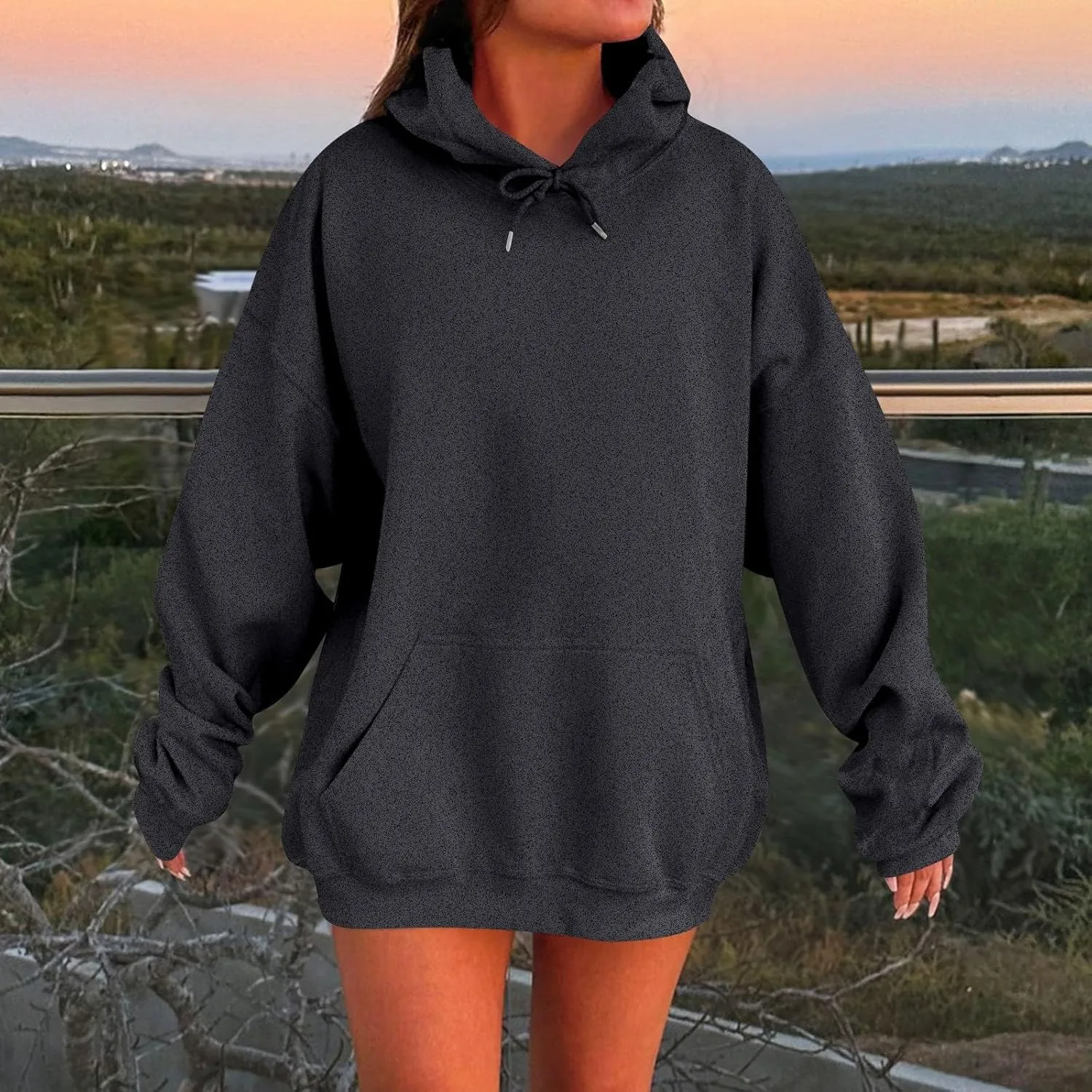 KUIOLYPOER Womens Oversized Hoodies Long Sleeve Hooded Plush Sweatshirt with Pocket 2025 Fashion Tops Trendy Outfits