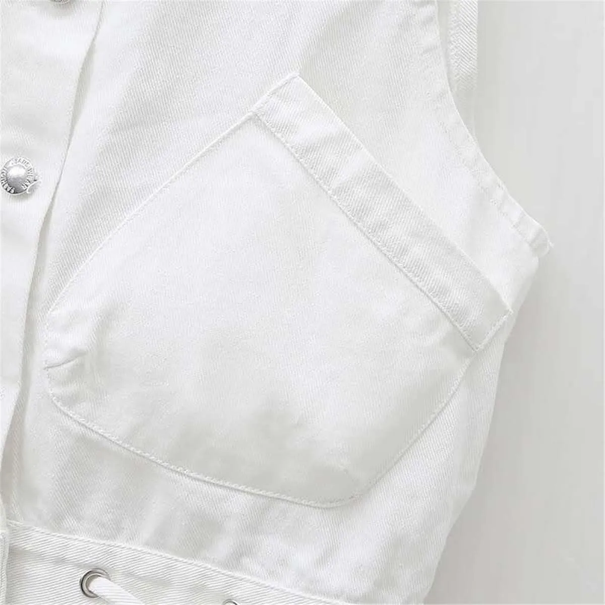 Ladies Spring Sleeveless Jacket Lapel Vest Denim Jacket Pocket Jeans Button Vest