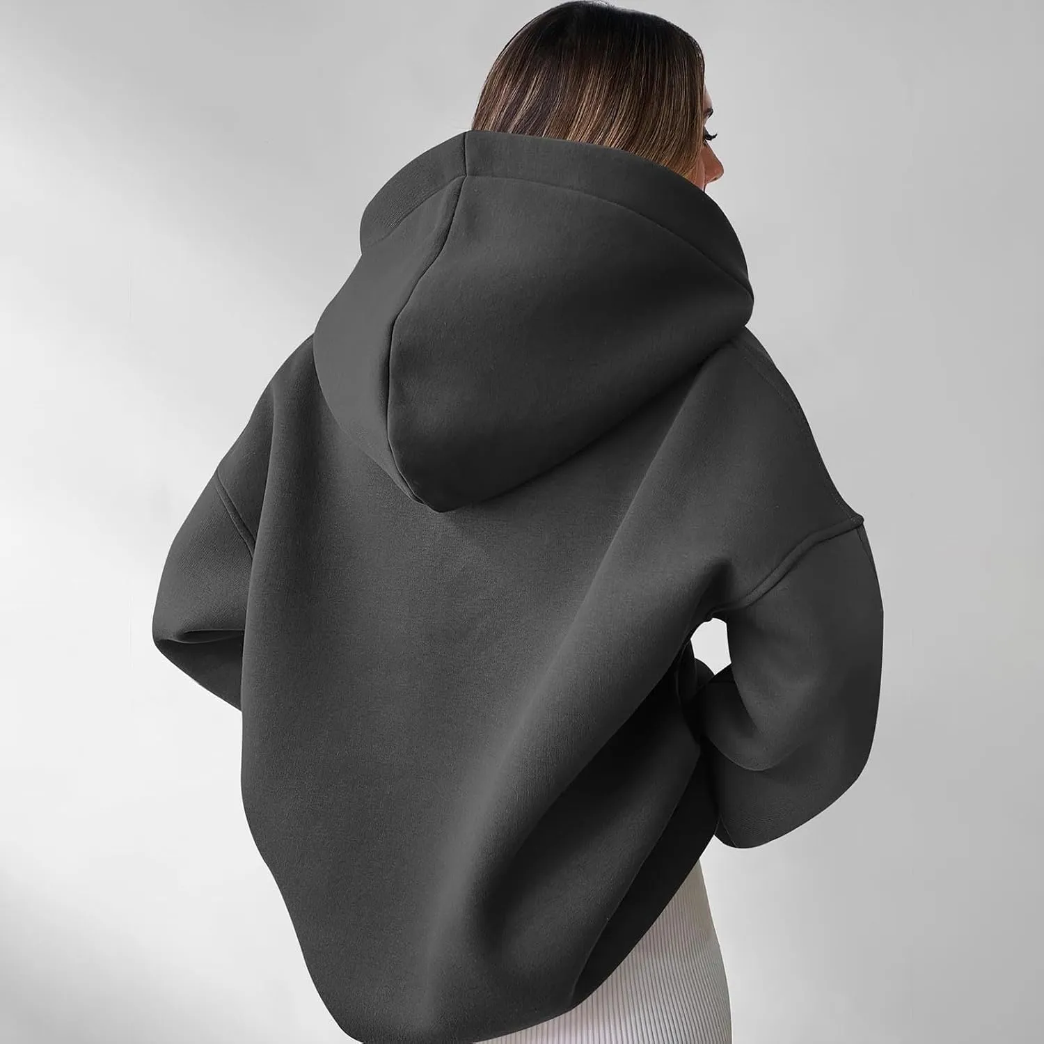 Oversized Hoodie for Women 2024 Fall Fashion Long Sleeve Sweaters Drawstring Pullover Tops with Pockets Sweatshirt
