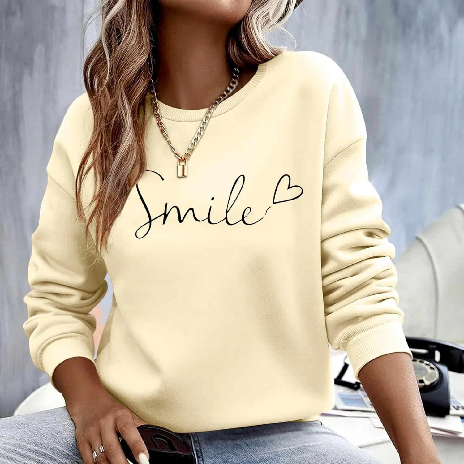 Oversized Sweatshirts for Women Smile Letter Graphic Crewneck Long Sleeve Pullover Tops Fleece Fall Preppy Shirts
